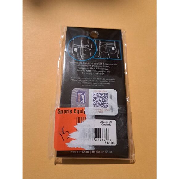 New PGA Tour Black Pocket Clip with Ball Marker NWT Official Golf Accessory - Picture 2 of 2